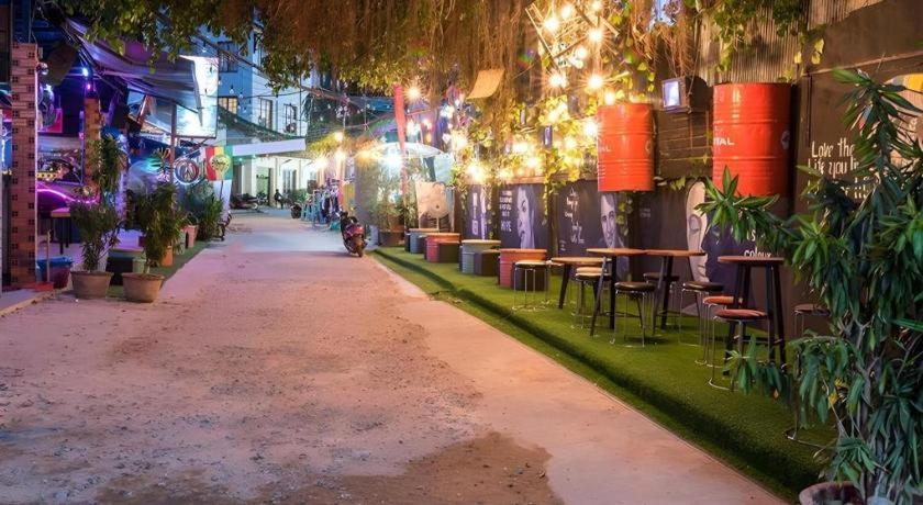Happy Zone Hostel Siem Reap Exterior foto